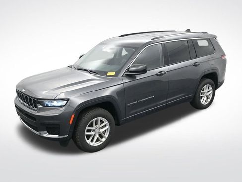 Used 2023 Jeep Grand Cherokee L Laredo image 21