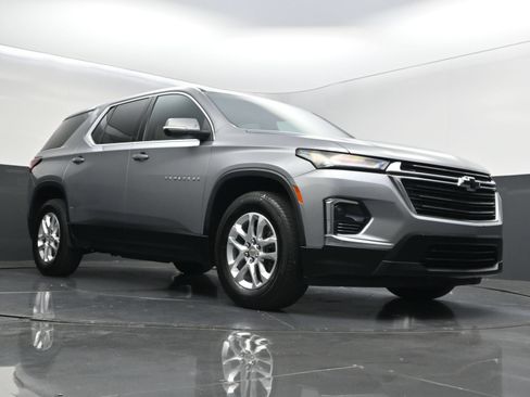 Used 2023 Chevrolet Traverse LS w/ Safety Package FWD image 37