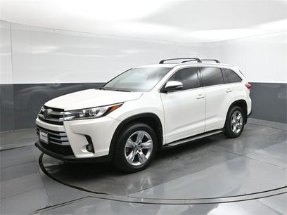 Used 2018 Toyota Highlander FWD V6