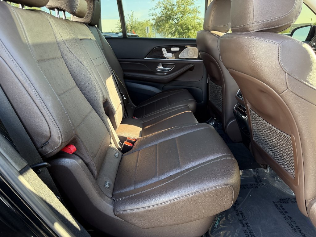 Used 2022 Mercedes-Benz GLS 450 4MATIC image 13