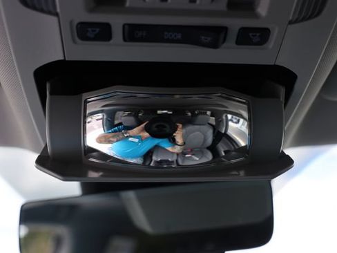 Used 2022 Toyota Highlander Platinum FWD image 39