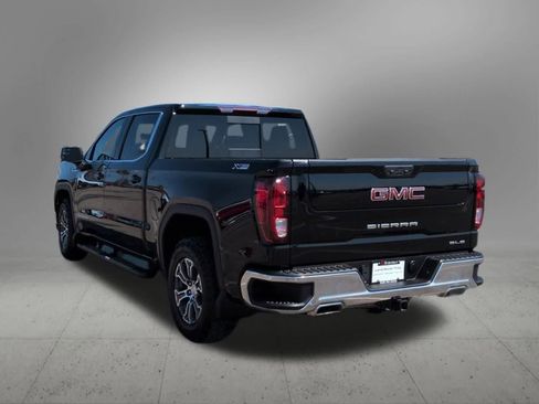 Used 2024 GMC Sierra 1500 SLE w/ Preferred Package image 4