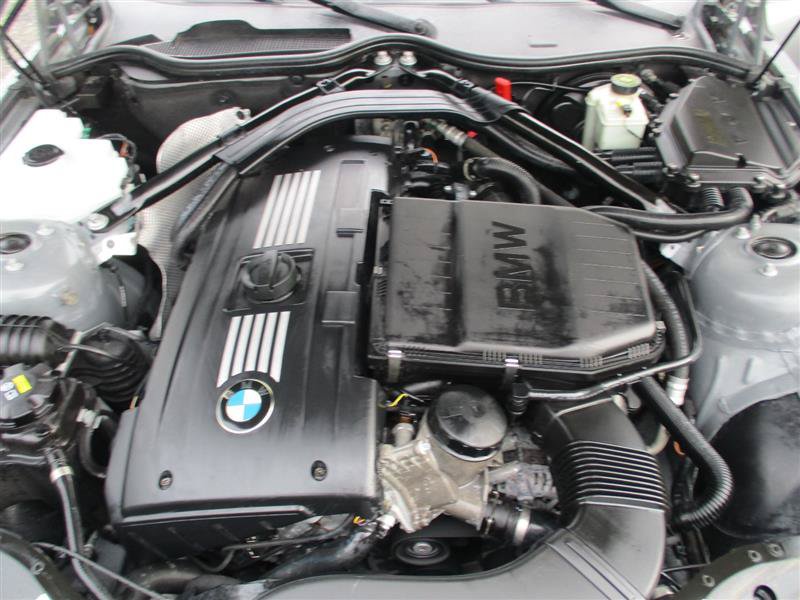 Used 2010 BMW Z4 sDrive35i RWD image 23