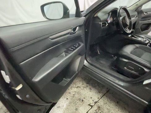 Used 2021 MAZDA CX-5 Touring FWD image 29