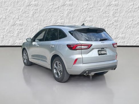 Used 2023 Ford Escape ST-Line w/ Tech Pack #1 FWD image 5