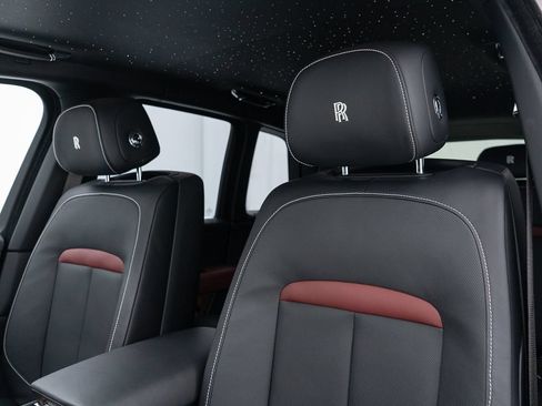 Certified 2023 Rolls-Royce Cullinan AWD/4WD image 16