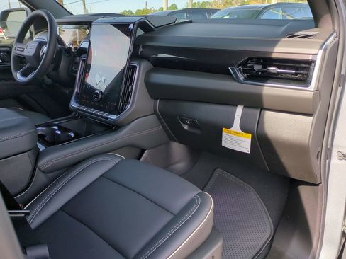 New 2026 GMC Yukon Elevation image 30