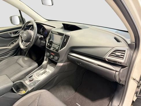 Used 2023 Subaru Forester Premium AWD/4WD image 24