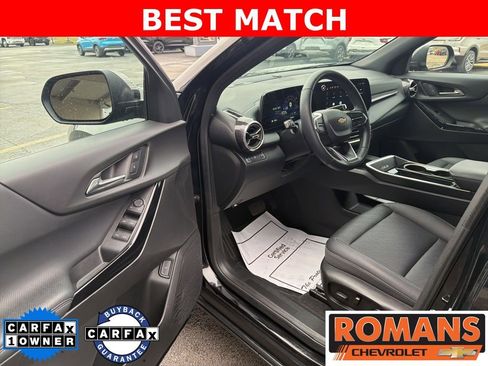 Used 2025 Chevrolet Equinox LT w/ Convenience Package II image 9