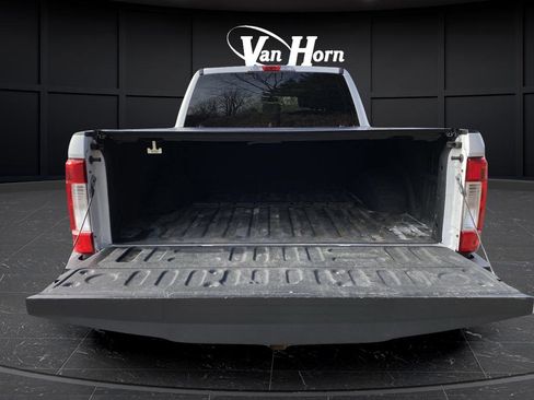 Used 2018 Ford F250 XLT image 13