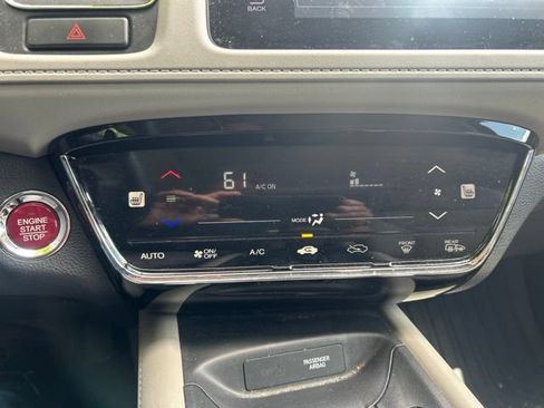 Used 2017 Honda HR-V EX image 18
