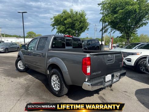 Used 2016 Nissan Frontier SV image 6