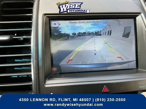 Used 2016 Ford Taurus Limited w/ Driver Assist Package AWD/4WD image 4
