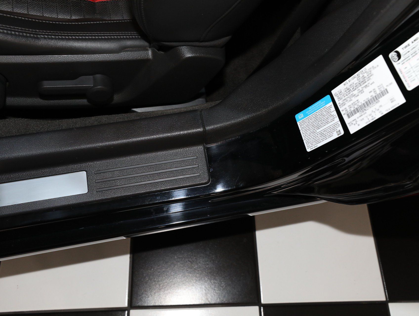 Used 2013 Ford Mustang Shelby GT500 RWD image 50