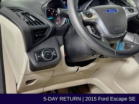 Used 2015 Ford Escape SE w/ Equipment Group 201A AWD/4WD image 12