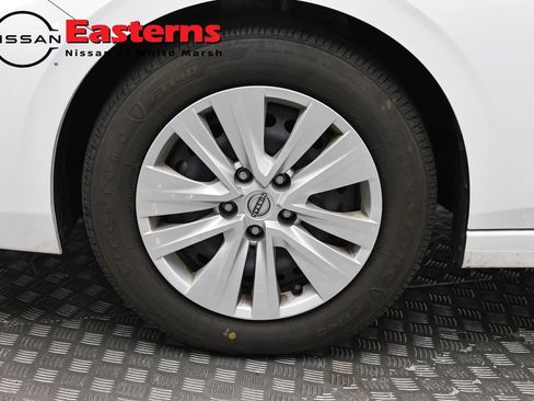Used 2024 Nissan Sentra S FWD image 31