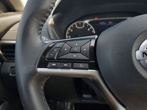 Used 2021 Nissan Altima 2.5 SV w/ SV Premium Package FWD image 23