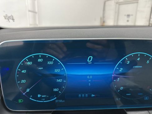 New 2026 Mercedes-Benz GLC 300 image 12