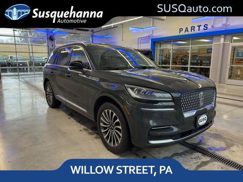 Used 2023 Lincoln Aviator Reserve w/ Equipment Group 201A image 1