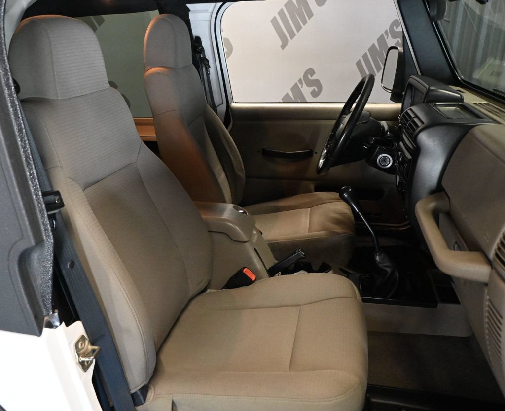 Used 2006 Jeep Wrangler Rubicon AWD/4WD image 14