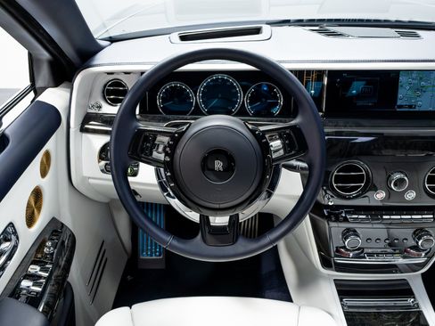 Used 2021 Rolls-Royce Phantom Sedan RWD image 78