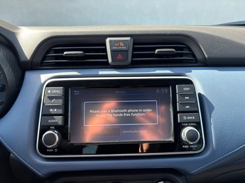 Used 2025 Nissan Versa SV w/ Trunk Package FWD image 27