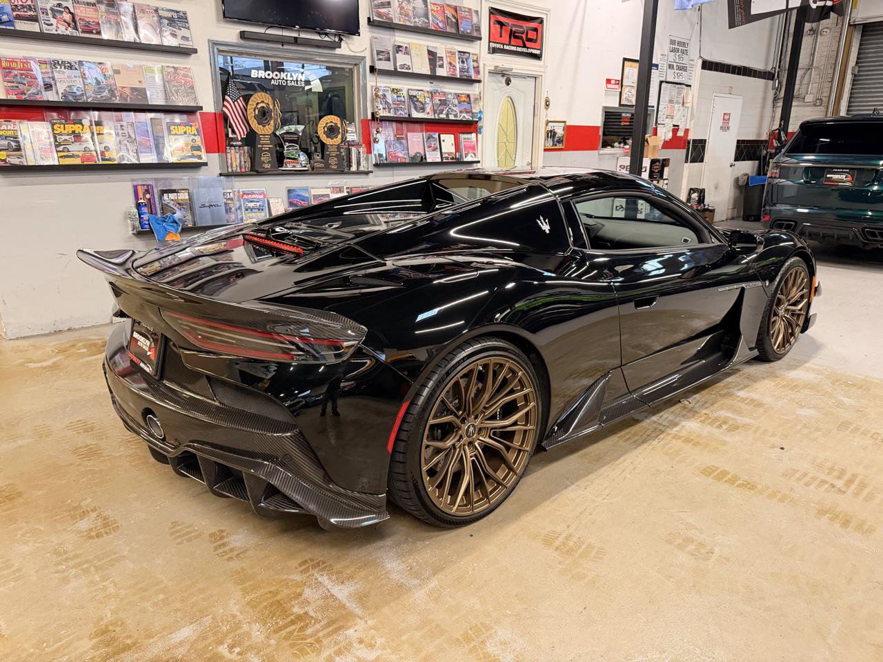 Used 2023 Maserati MC20 Spyder RWD image 14