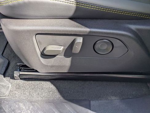 New 2026 Chevrolet Colorado ZR2 w/ Technology Package AWD/4WD image 11