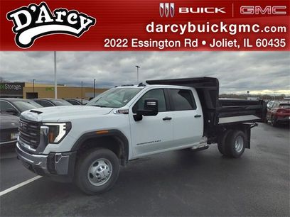 New 2025 GMC Sierra 3500 Pro w/ Convenience Package