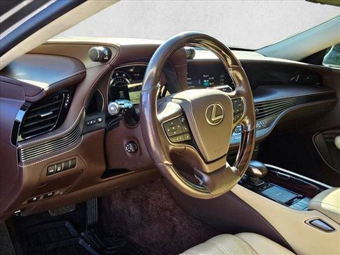 Used 2018 Lexus LS 500 image 10