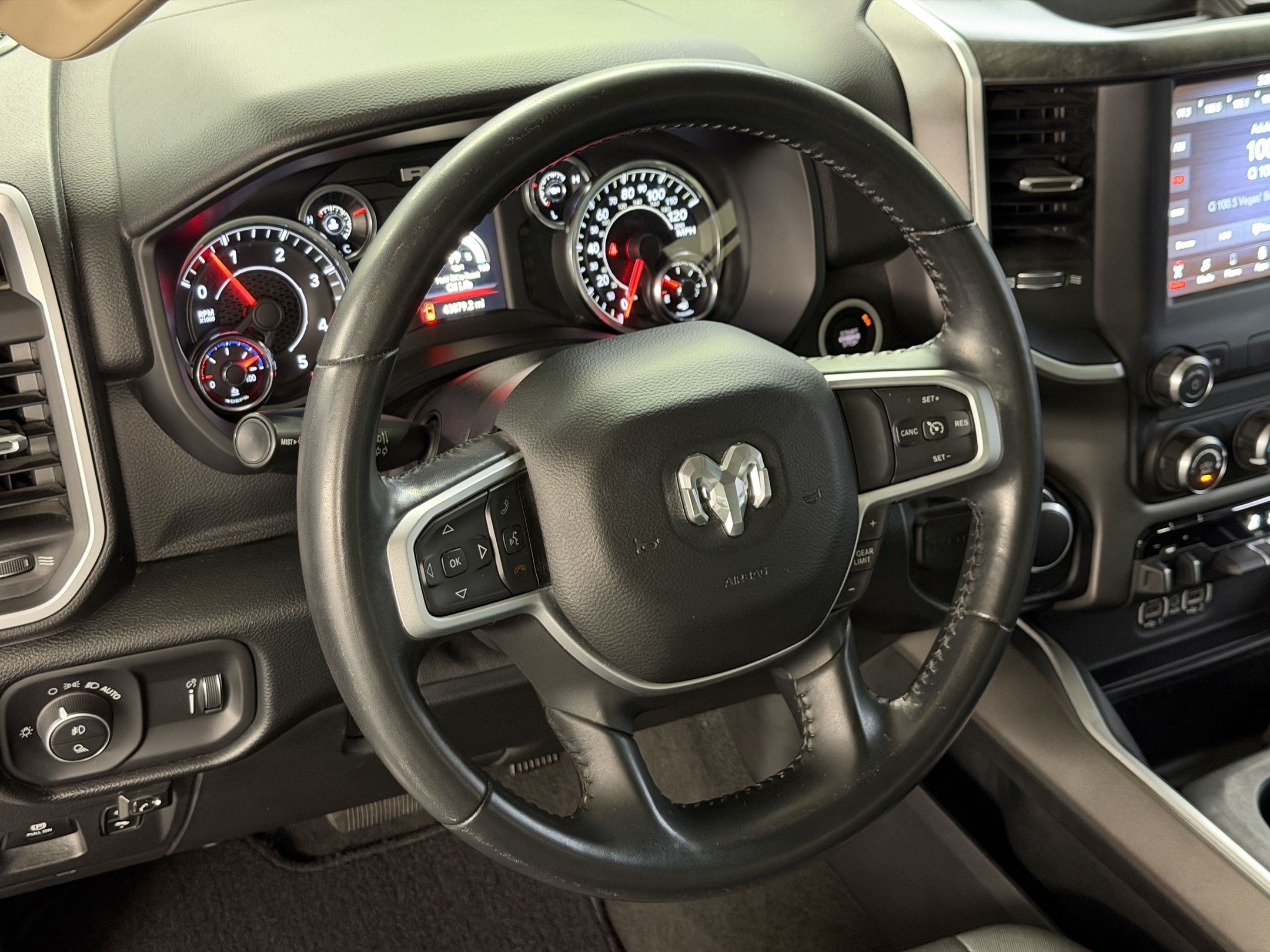 Used 2020 RAM 1500 Big Horn RWD image 11