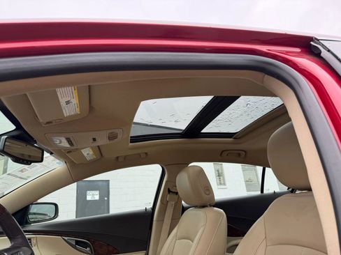 Used 2013 Buick LaCrosse Touring FWD image 9