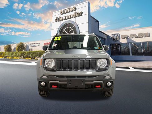 Used 2022 Jeep Renegade Trailhawk image 11