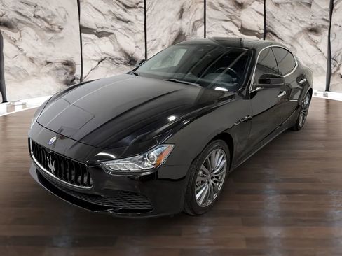 Used 2017 Maserati Ghibli S image 6