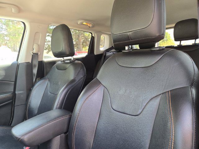 Used 2020 Jeep Compass Limited AWD/4WD image 12
