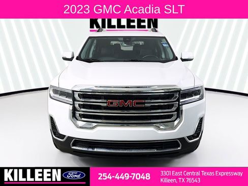 Used 2023 GMC Acadia SLT image 2