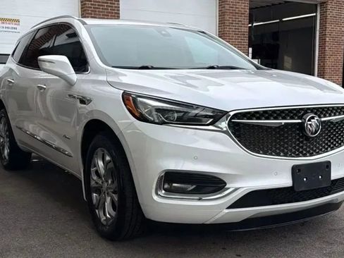 Used 2021 Buick Enclave Avenir w/ Avenir Technology Package image 3