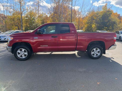 Used 2016 Toyota Tundra SR5 image 2