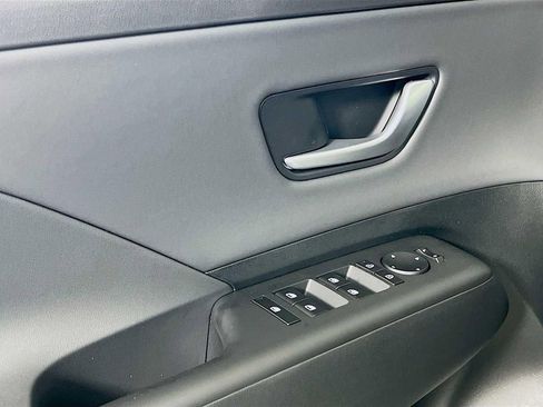 New 2026 Hyundai Kona Limited image 18