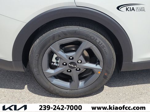 New 2026 Kia K4 FWD image 9