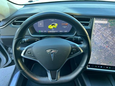 Used 2018 Tesla Model S 75D image 23