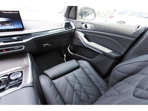 Used 2025 BMW X5 sDrive40i w/ Parking Assistance Package RWD image 11