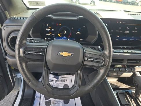Used 2024 Chevrolet Colorado W/T w/ WT Convenience Package image 13