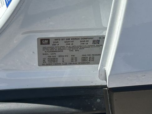 Used 2021 Buick Encore Preferred FWD image 17