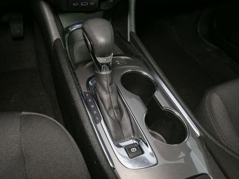 Used 2024 Chevrolet Malibu LT image 25