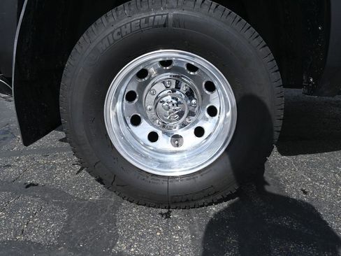 Used 2018 RAM 3500 Laramie Longhorn AWD/4WD image 17