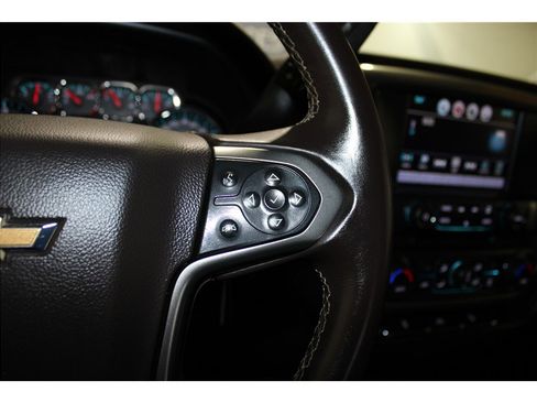 Used 2018 Chevrolet Silverado 1500 LT w/ All Star Edition image 32