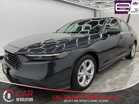 Used 2025 Honda Accord LX image 3