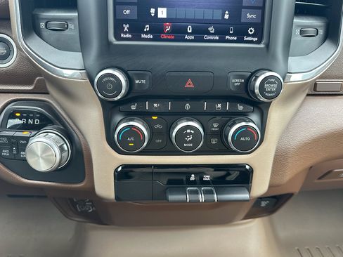 Used 2019 RAM 1500 Laramie image 15