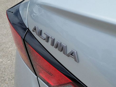 New 2026 Nissan Altima 2.5 SV FWD image 10